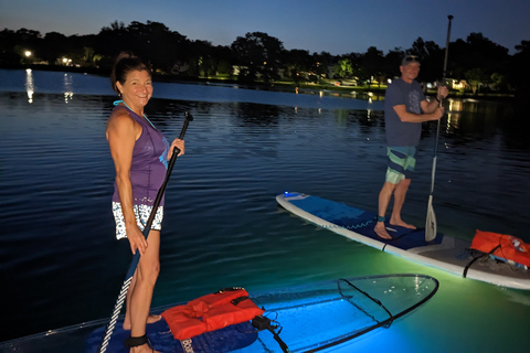 Orlando: Tour noturno de caiaque ou paddleboard com iluminação LED