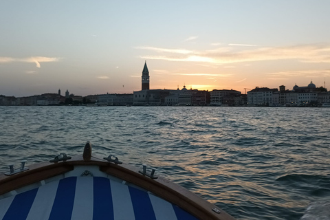 Venezia: Privat rundtur i Barca till Murano, Burano och Torcello