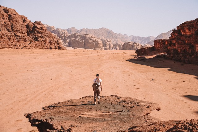 Wadi Rum: Unesco begeleide jeeptour & drankje met optionele maaltijd