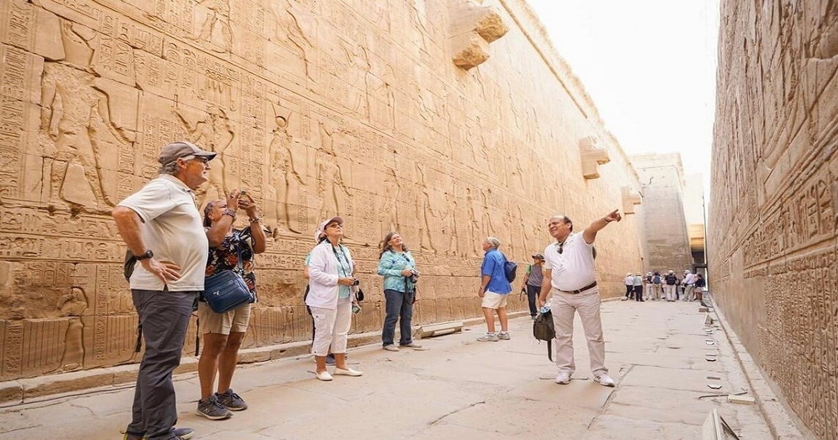 Edfu Shared Half Day Tour Of Horus Temple With Guide Getyourguide 5258