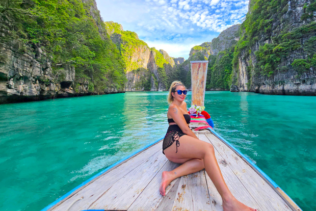 Phi Phi en longtail privado: Maya Bay, laguna de Pileh y esnórquel