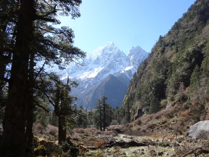 Best Tea House Trek In Nepal: The Manaslu Circuit | GetYourGuide