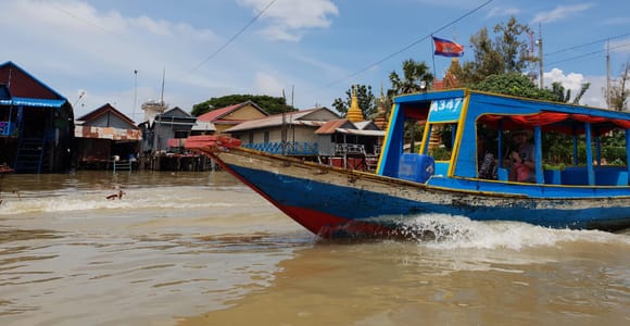 Siem Reap: Kompong Khleang Floating Village Guided Tour