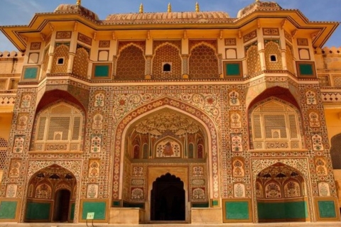Jaipur: Private Stadtrundfahrt mit Reiseleiter & TransportTour mit Fahrer & Guide