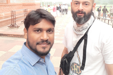 Agra lokal stadsrundtur (Taj Mahal + Agra Fort Tour + Baby Taj)Lokal stadsrundtur i Agra med endast guide