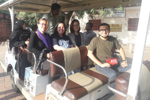 Agra lokal stadsrundtur (Taj Mahal + Agra Fort Tour + Baby Taj)Lokal stadsrundtur i Agra med endast guide