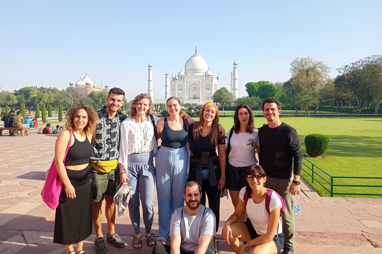 Agra lokal stadsrundtur (Taj Mahal + Agra Fort Tour + Baby Taj)Lokal stadsrundtur i Agra med endast guide