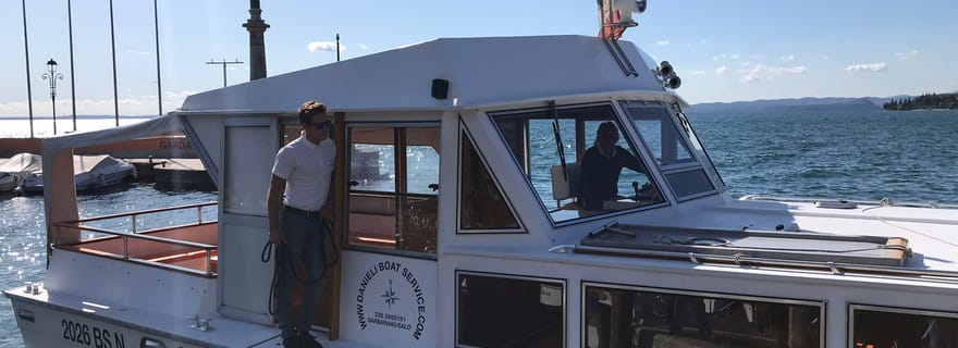 Lac de Garde : croisière guidée de 4 heures en bateau avec arrêt à Sirmione