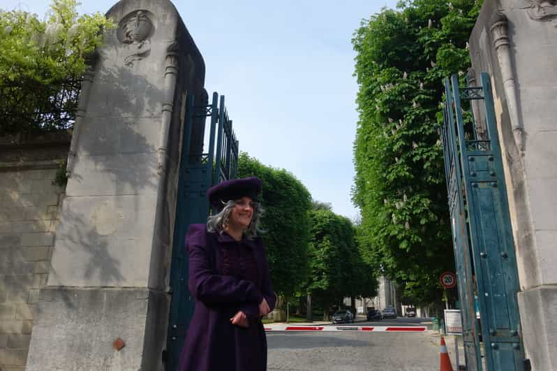 El Cementerio Del P Re Lachaise Guiado Por La Gran Sibila Getyourguide