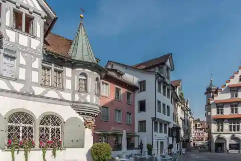 Paseo por el casco antiguo de San Gall con museo textil