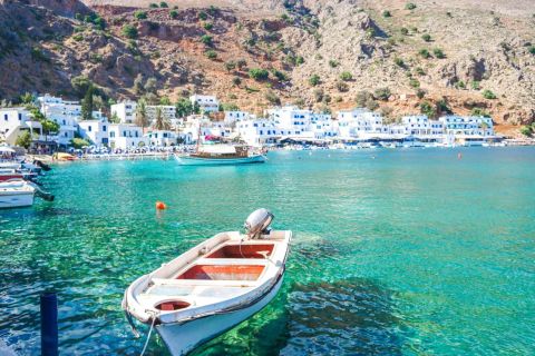 From Rethymno: Loutro Day Trip by Boat