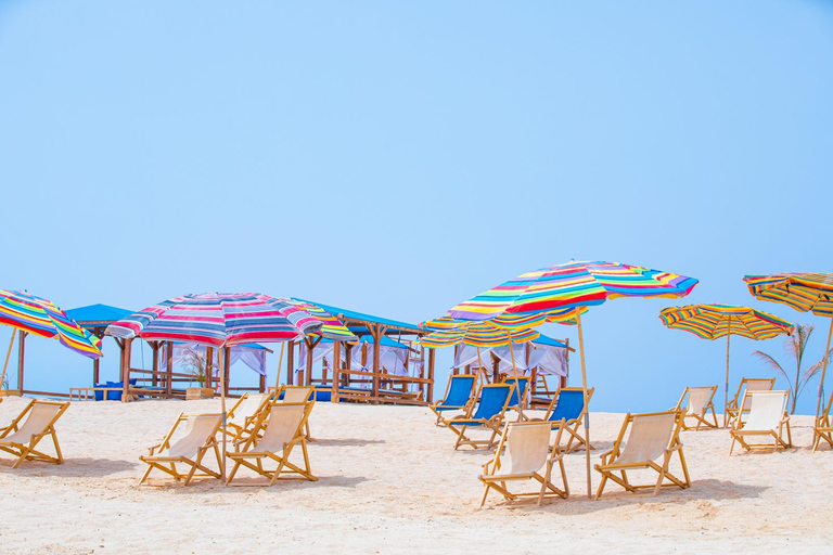 Hurghada: Tour in motoscafo dell&#039;isola di Nemo con snorkeling e pranzoIsole Nemo con 2 soste, snorkeling e cestino per il pranzo