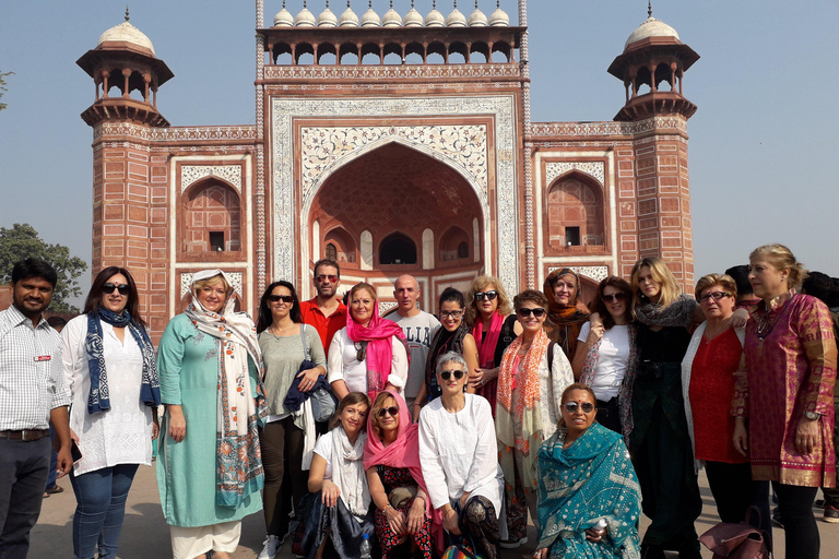 Agra lokal stadsrundtur (Taj Mahal + Agra Fort Tour + Baby Taj)Lokal stadsrundtur i Agra med endast guide