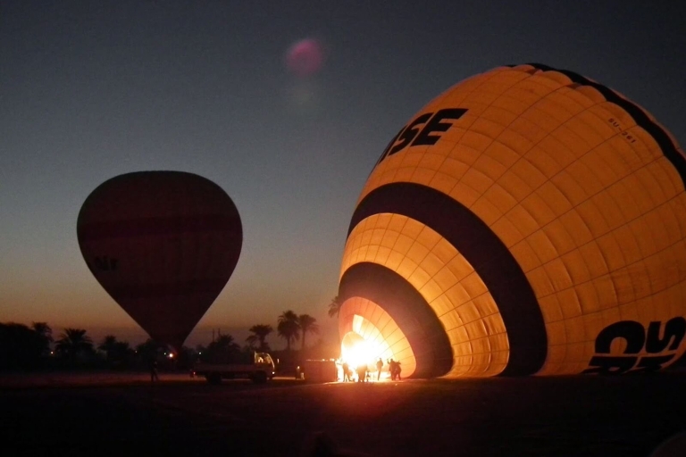 Mit dem Heißluftballon über Luxor fliegen, geführte Besichtigung von 4 Tempeln