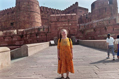 Vanuit Delhi: privétour Taj Mahal en Agra FortAlleen vervoer & gids