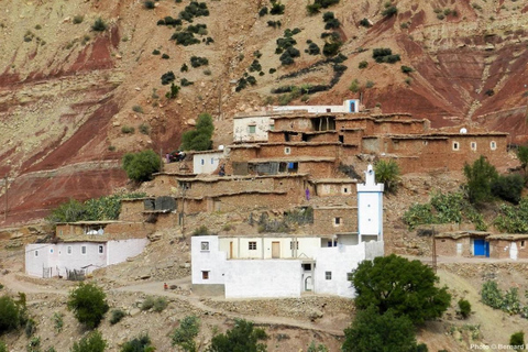 Excursão guiada de meio dia ao vale de Tizgui, incluindo embarque no hotel