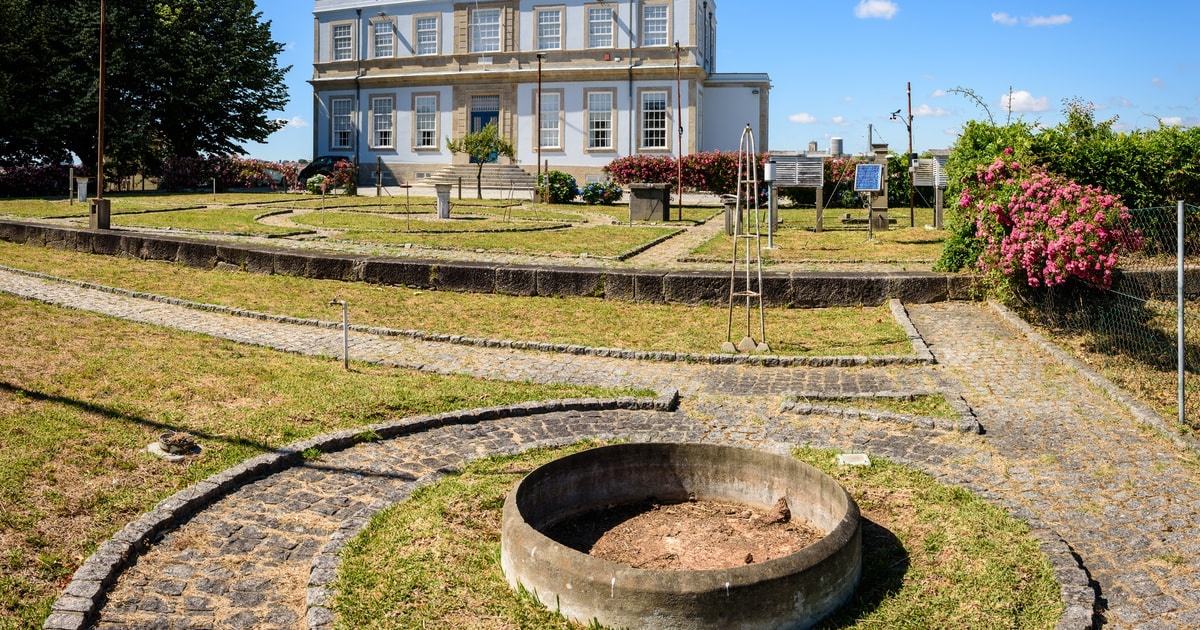 Exclusive Visit To The Geophysical Institute Of Porto | GetYourGuide