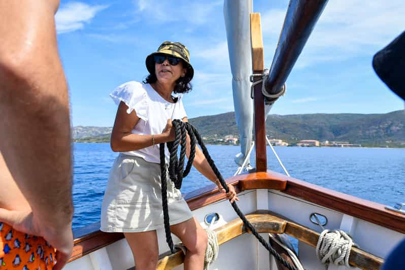 Da Stintino Tour In Barca A Vela D Epoca All Asinara Con Pranzo