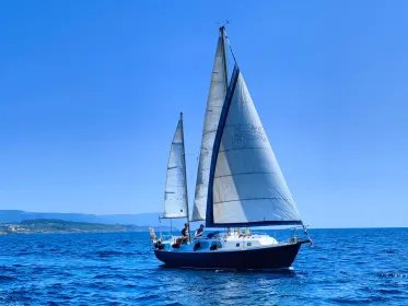 Alghero: Tagestour auf einem Segelboot