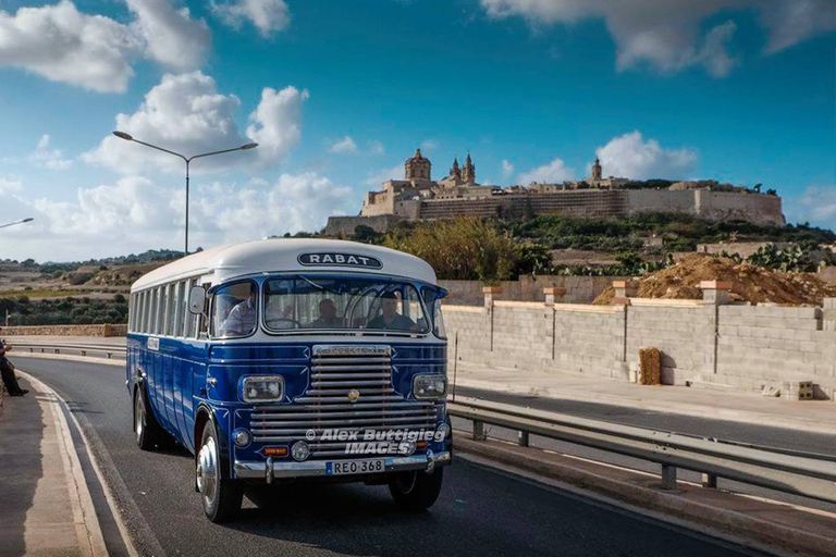 Malta: Halbtagestour mit dem Bus inkl. Mdina &amp; Blaue GrotteVintage Bus Halbtagestour