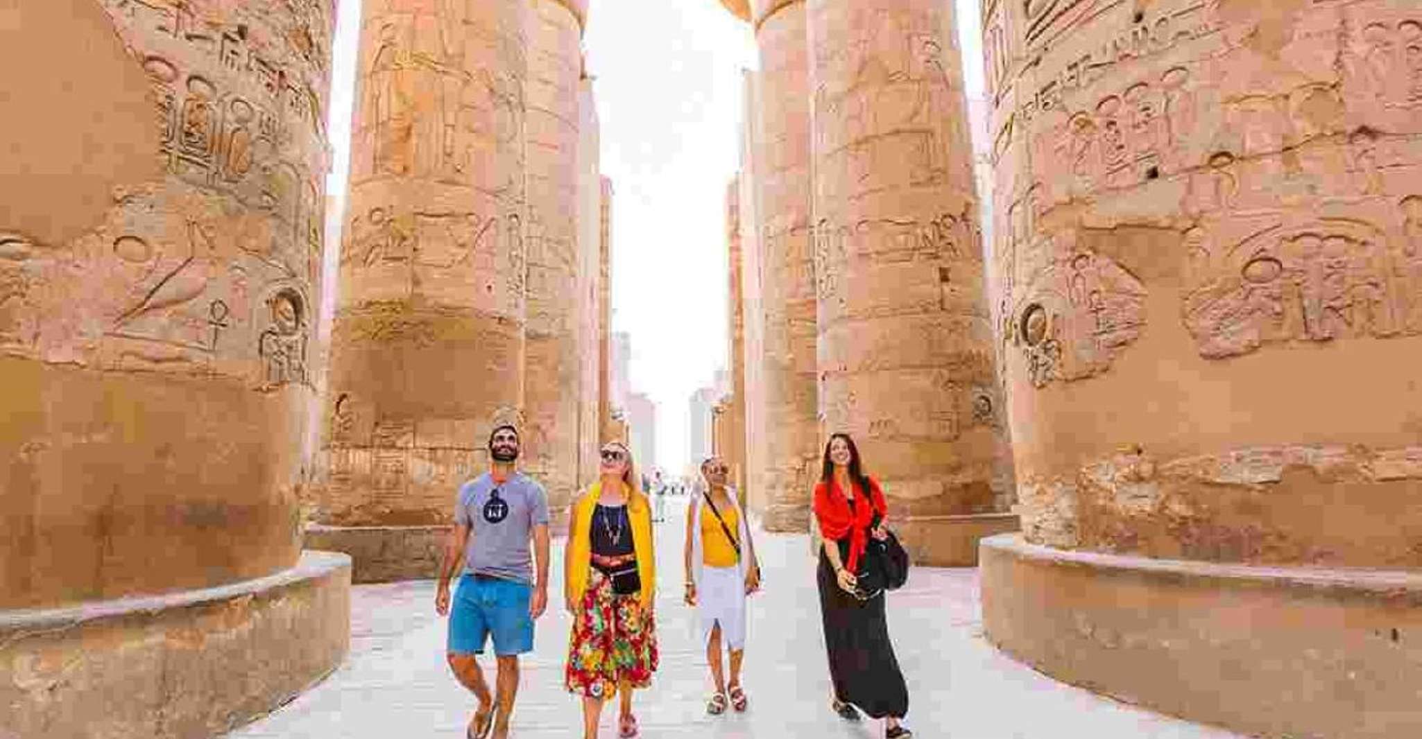 Hurghada, Luksor Highlights & Valley of the Kings with Lunch yakınlarında yapılacak şeyler - Hizvo