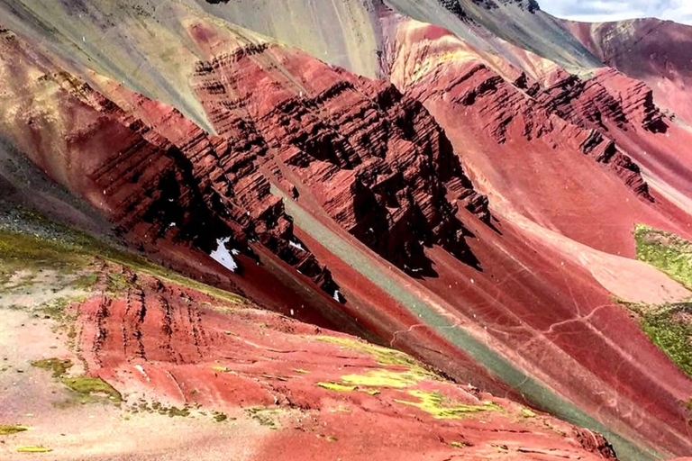 Von Cusco aus: Der Regenbogenberg und das Rote Tal - Private TourVon Cusco aus: Der Regenbogenberg und das Rote Tal