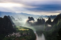 Guilin Li River Cruise con barca a 4 stelle e Yangshuo Tour - Hizvo
