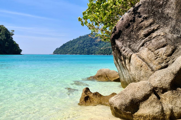 Early Bird Surin Islands Snorkeling Trip maximum 24 p.