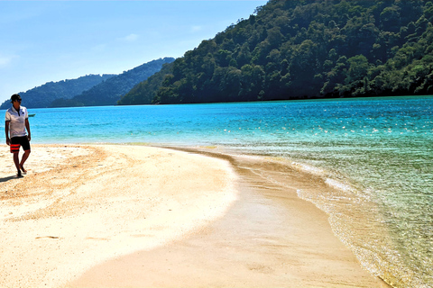 Early Bird Surin Islands Snorkeling Trip maximum 24 p.