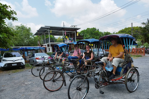 Tuk-Tuk, Longtail-båt och Rickshaw Bangkok djungelturHalvdagstur i Bangkok med rickshaw och vandring