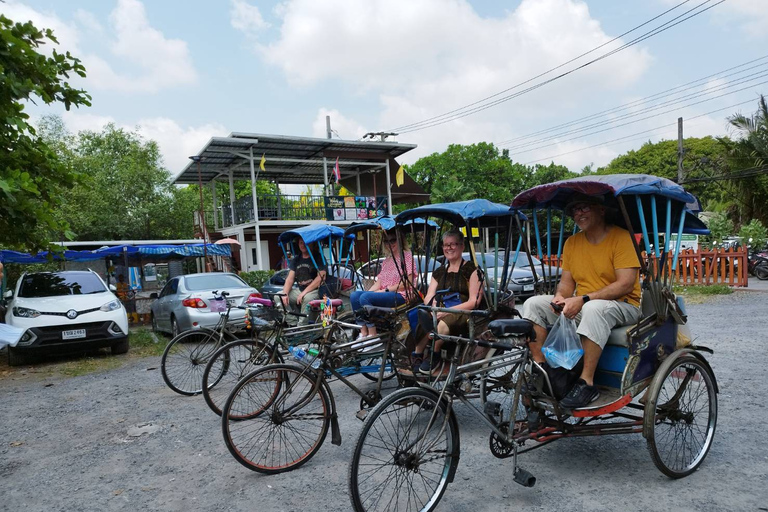 Tour nella giungla di Bangkok in Tuk-Tuk, motoscafo a coda lunga e risciòGiro in risciò di mezza giornata a Bangkok e tour a piedi