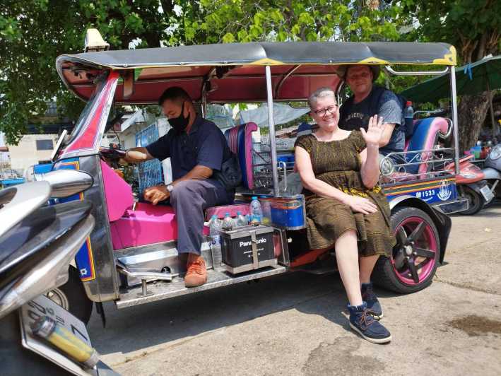Bangkok Half-Day Rickshaw Ride and Walking jungle Tour