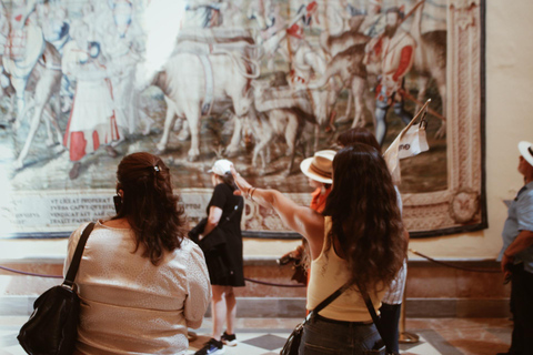 Seville: Royal Alcazar, Cathedral, and Giralda Tower Tour Spanish Tour