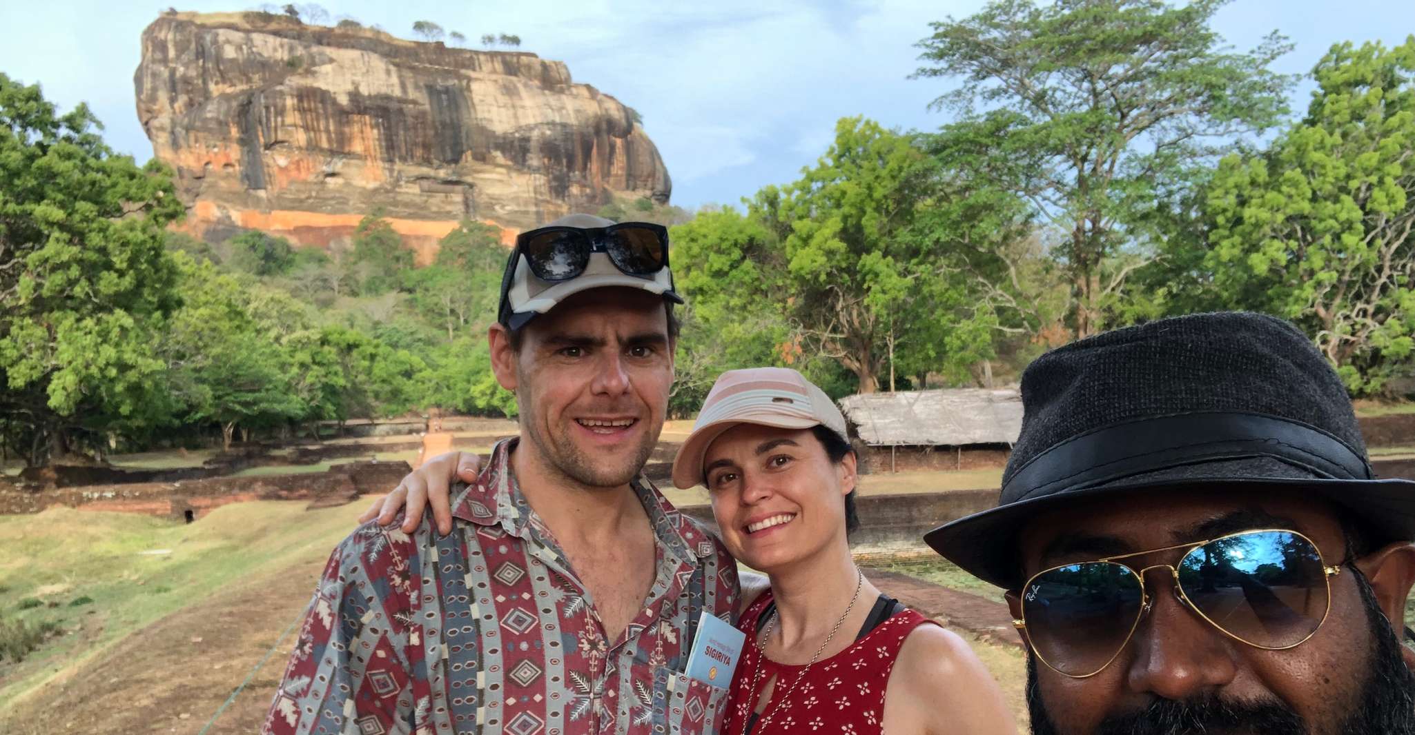 Sigiriya y Dambulla Tour privado de un día completo - Hizvo