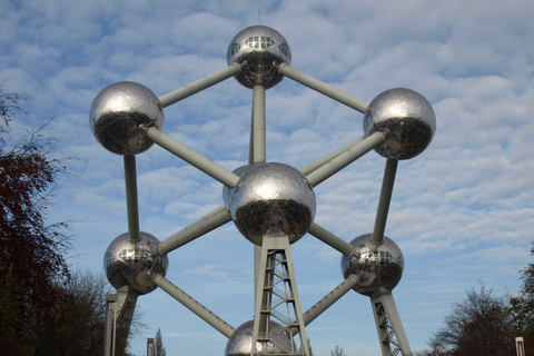 Brussels: Grand City Bus Tour Group Tour in Spanish/English/French