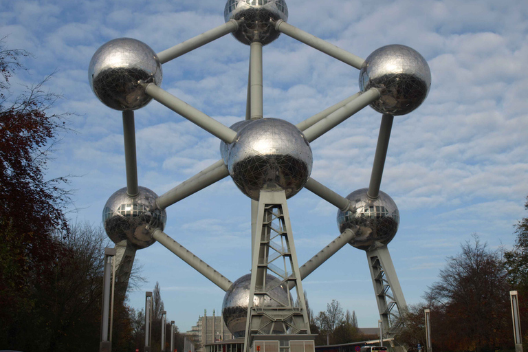 Brussels: Highlights Walking and Bus Tour with WaffleGroup Tour in English/Spanish