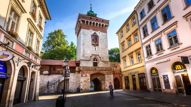 Krakow: Old Town Audioguided walking Tour