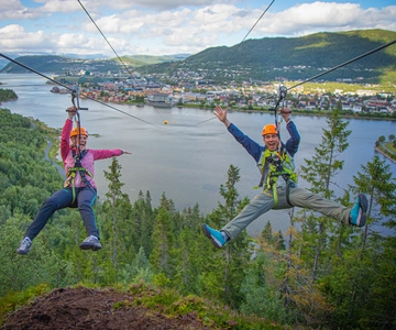Faites le plein d'adrénaline à Mosjøen Zipline