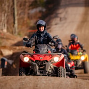 Rovaniemi: Safari en quad, visita a la granja de renos y huskys