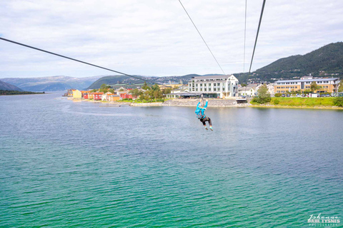 Voel de adrenaline in Mosjøen ZiplineMosjøen-tokkelbaan