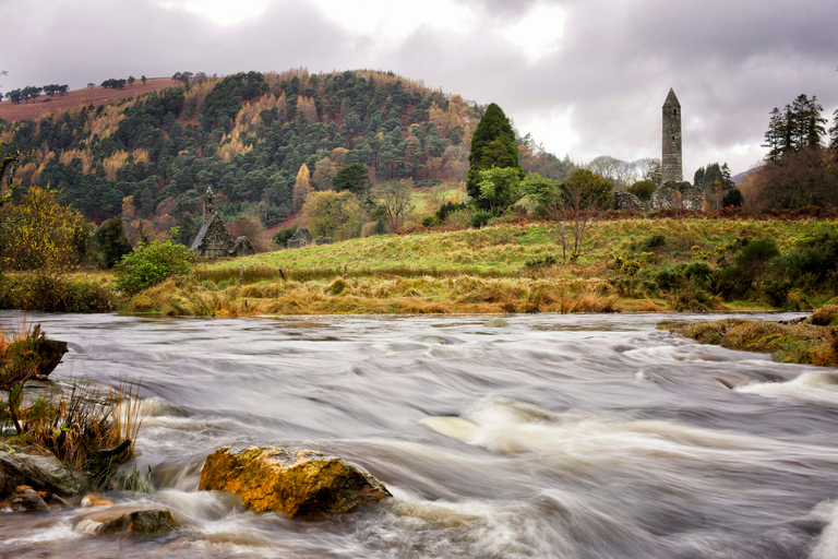 Ab Dublin: Glendalough, Wicklow, & Kilkenny TagestourGlendalough, Wicklow, Kilkenny & Schäferhund-Demonstration