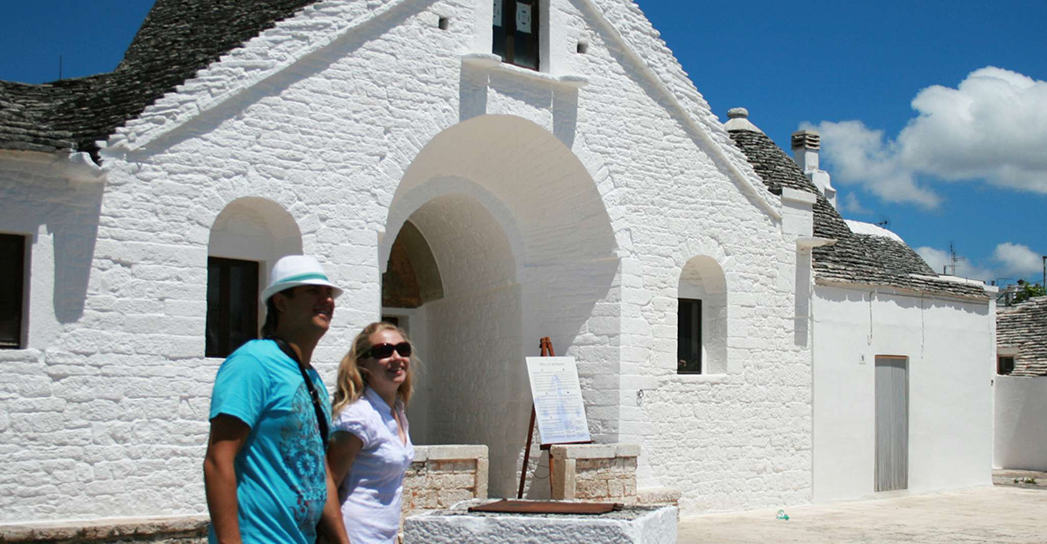 Alberobello, walking tour among the trulli with a local - Housity