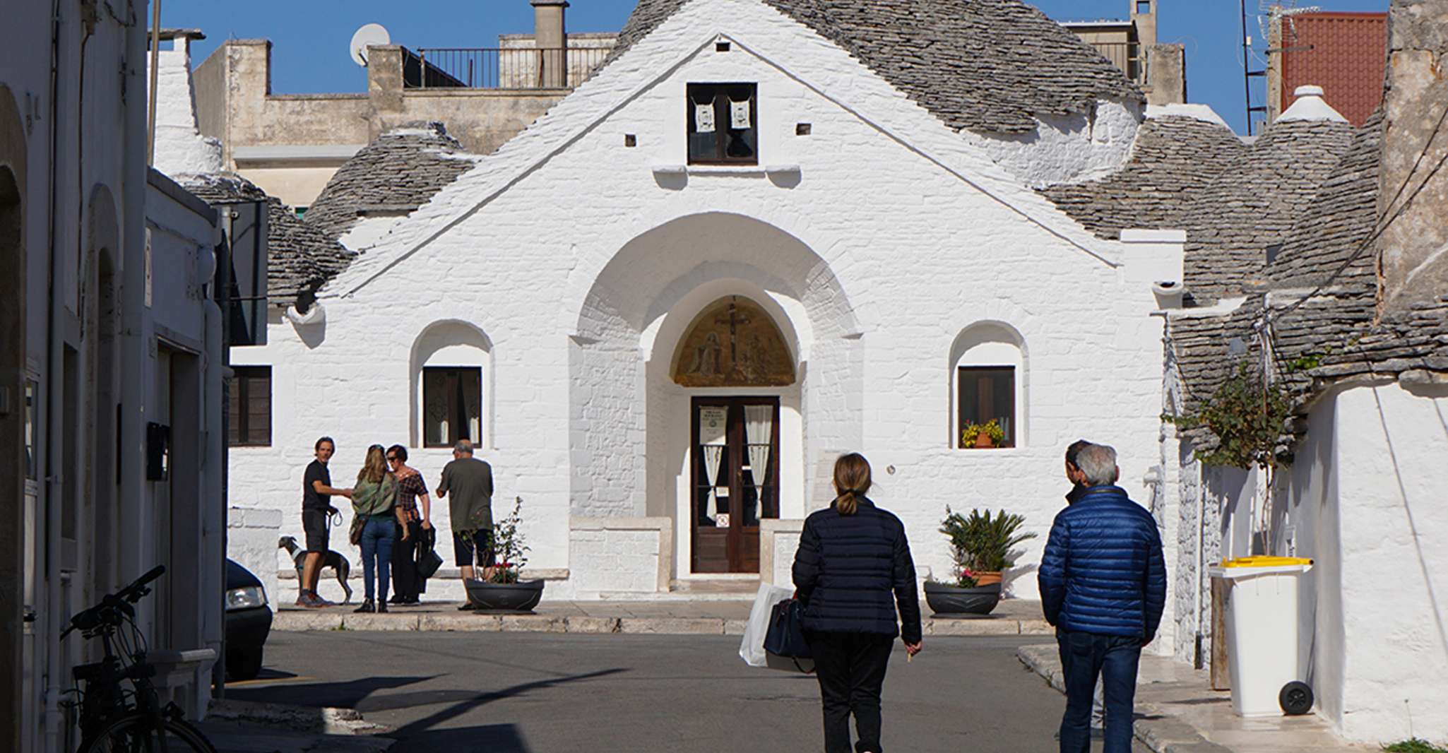 Alberobello, walking tour among the trulli with a local - Housity