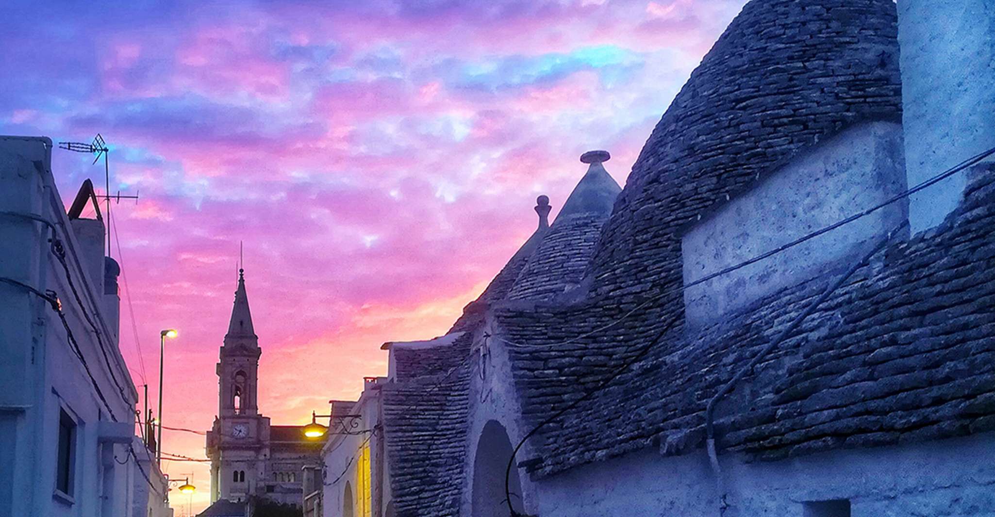 Alberobello, walking tour among the trulli with a local - Housity