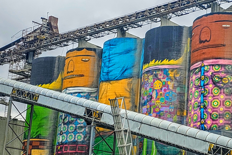 Vancouver Marvels: Private Day Tour Exploring 25 Attractions