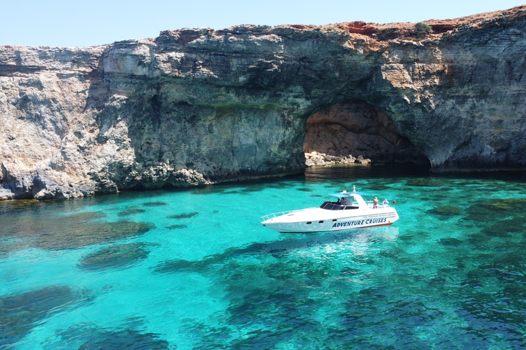 Sliema: wycieczka łodzią motorową do Comino i Błękitnej LagunySliema: Wycieczka łodzią Pawer do Comino i Błękitnej Laguny