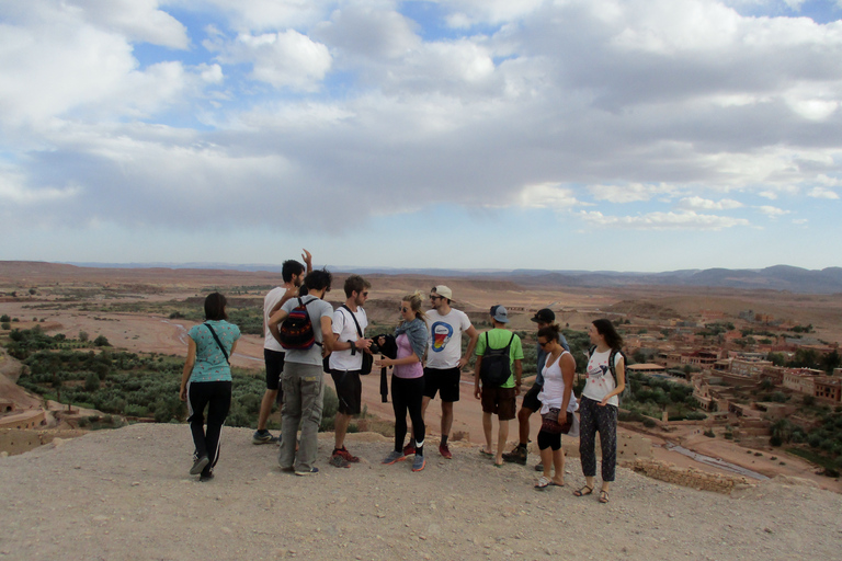 Au départ de Marrakech : Excursion d'une journée dans les montagnes de l'Atlas avec un guide