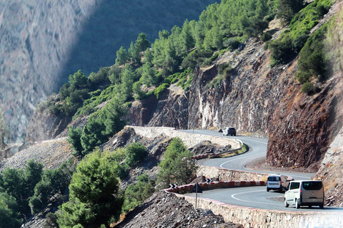 Excursion d'une journée à Marrakech en tyrolienne dans le Haut Atlas