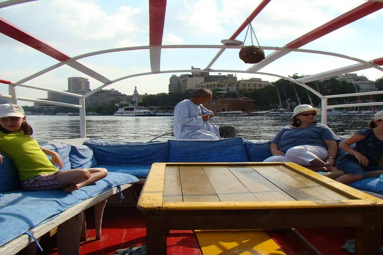 Hurghada: Private Cairo Day Tour with Felucca,lunch& tickets