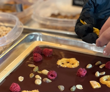 Santa Barbara: Chocolate Bar and Art Box Making Workshop